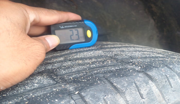 2016 Mahindra XUV500 W4, Diesel, Manual, 71,376 km, tyre