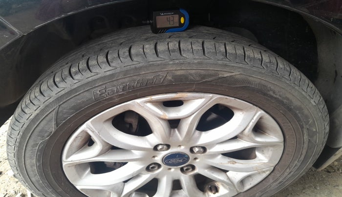 2017 Ford Ecosport TITANIUM + 1.5L DIESEL, Diesel, Manual, 1,20,116 km, tyre