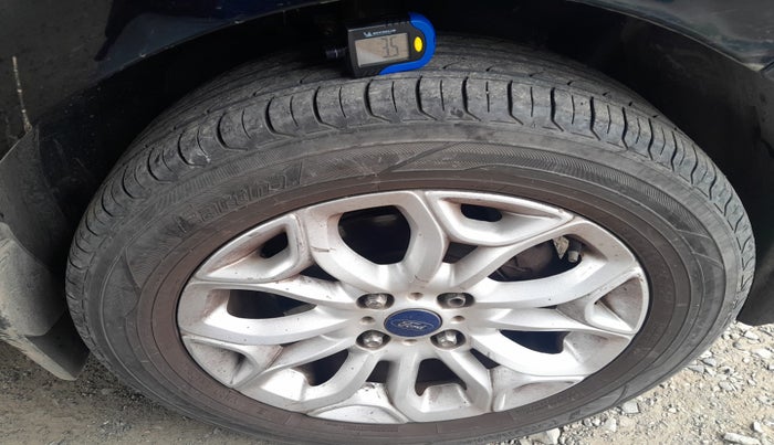 2017 Ford Ecosport TITANIUM + 1.5L DIESEL, Diesel, Manual, 1,20,116 km, tyre