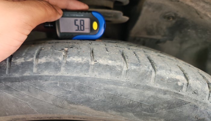 2021 Tata PUNCH CREATIVE IRA AMT 1.2 RTN DUAL TONE, Petrol, Automatic, 38,267 km, tyre