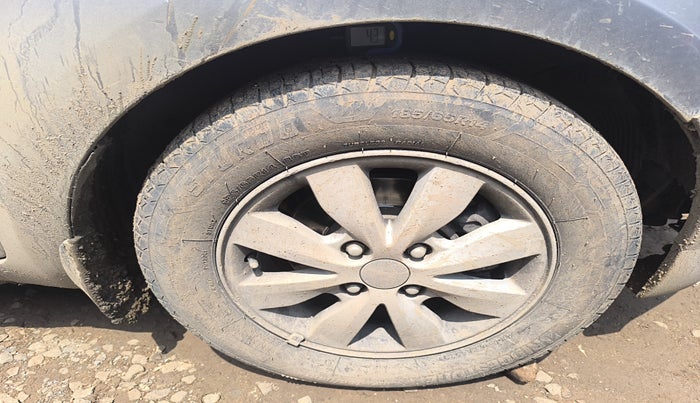 2013 Hyundai i20 SPORTZ 1.4 CRDI, Diesel, Manual, 2,62,540 km, tyre