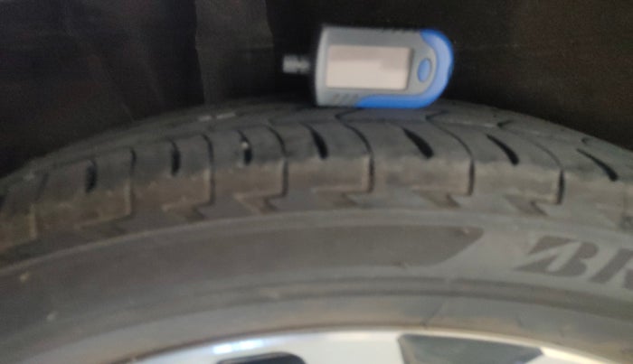 2022 Honda WR-V 1.2L I-VTEC VX MT, Petrol, Manual, 8,250 km, tyre