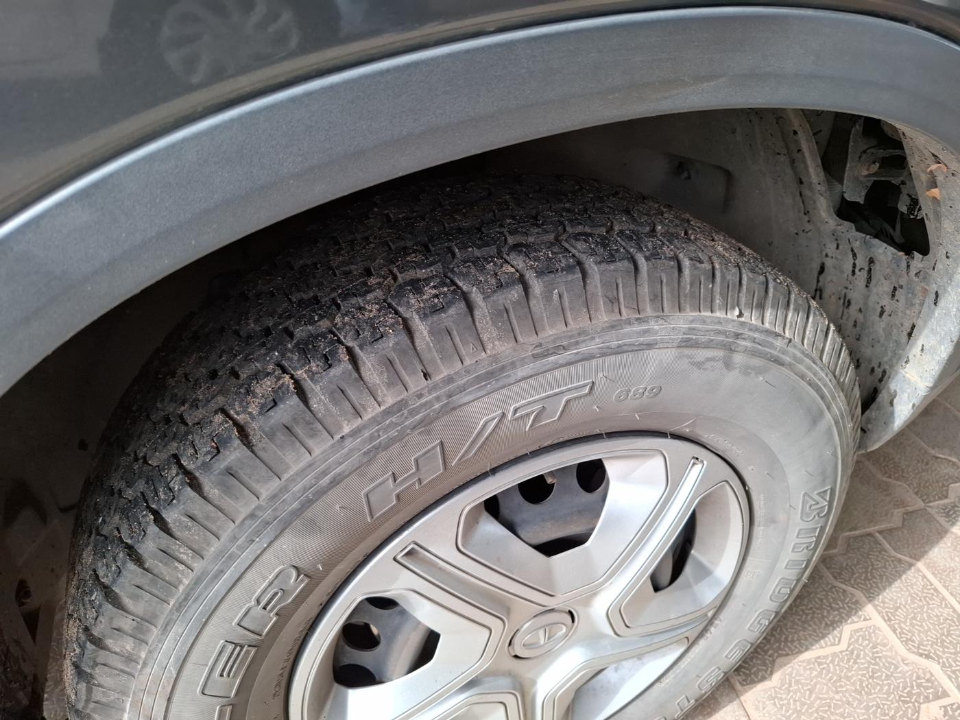 2020 Tata Harrier XM 2.0L KRYOTEC, Diesel, Manual, 1,27,317 km, tyre