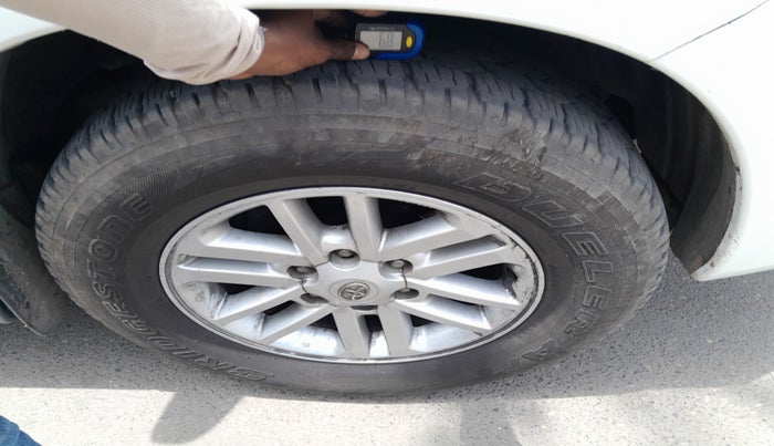 2014 Toyota Fortuner 3.0 4X2 AT, Diesel, Automatic, 2,03,335 km, tyre