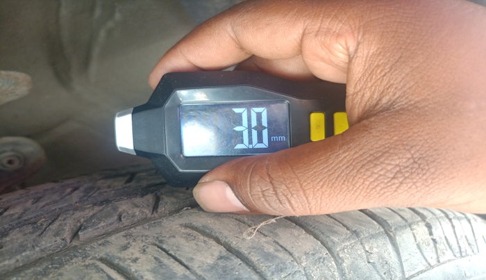 2018 Mahindra KUV 100 NXT K2 D 6S, Diesel, Manual, 71,729 km, tyre