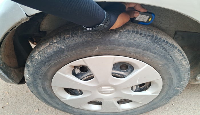 2011 Maruti Ritz LDI, Diesel, Manual, 1,39,542 km, tyre