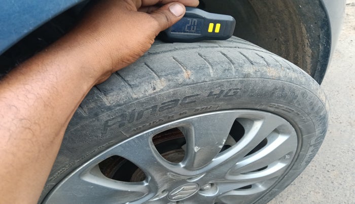 2017 Maruti Baleno ZETA PETROL 1.2, Petrol, Manual, 1,21,012 km, tyre