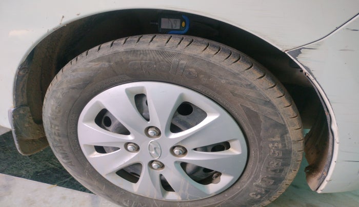2012 Hyundai i10 SPORTZ 1.2, Petrol, Manual, 85,368 km, tyre