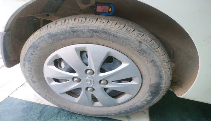 2012 Hyundai i10 SPORTZ 1.2, Petrol, Manual, 85,368 km, tyre