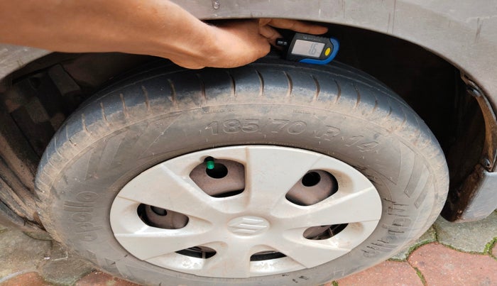 2014 Maruti Ritz VXI, Petrol, Manual, 1,85,563 km, tyre