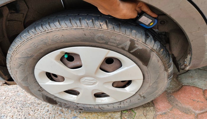 2014 Maruti Ritz VXI, Petrol, Manual, 1,85,563 km, tyre