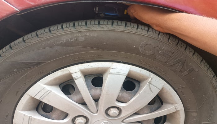 2013 Hyundai i10 MAGNA 1.1, Petrol, Manual, 1,04,258 km, tyre