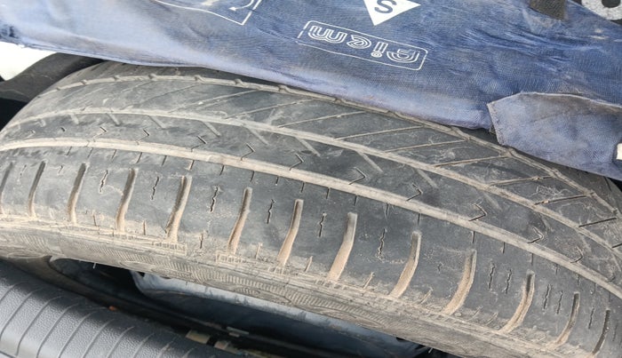 2018 Hyundai Grand i10 ASTA 1.2 KAPPA VTVT, Petrol, Manual, 72,035 km, tyre