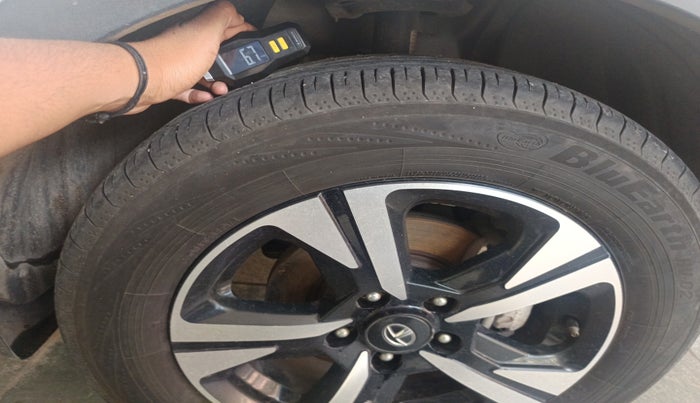 2022 Tata NEXON EV XZ PLUS LUX, Electric, Automatic, 83,056 km, tyre