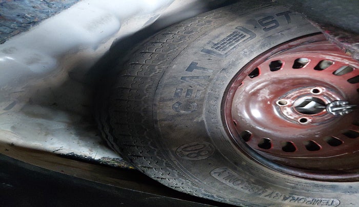 2021 Nissan MAGNITE XL, Petrol, Manual, 25,199 km, tyre