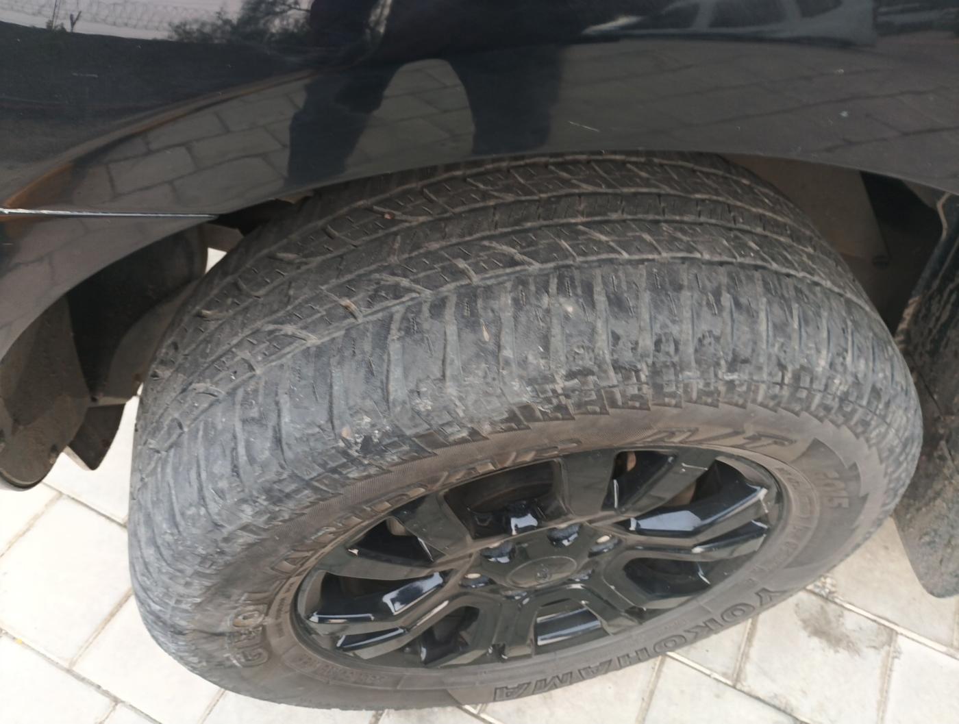 2020 Ford Endeavour TITANIUM PLUS 2.0 4X4 AT SUNROOF, Diesel, Automatic, 1,24,088 km, tyre