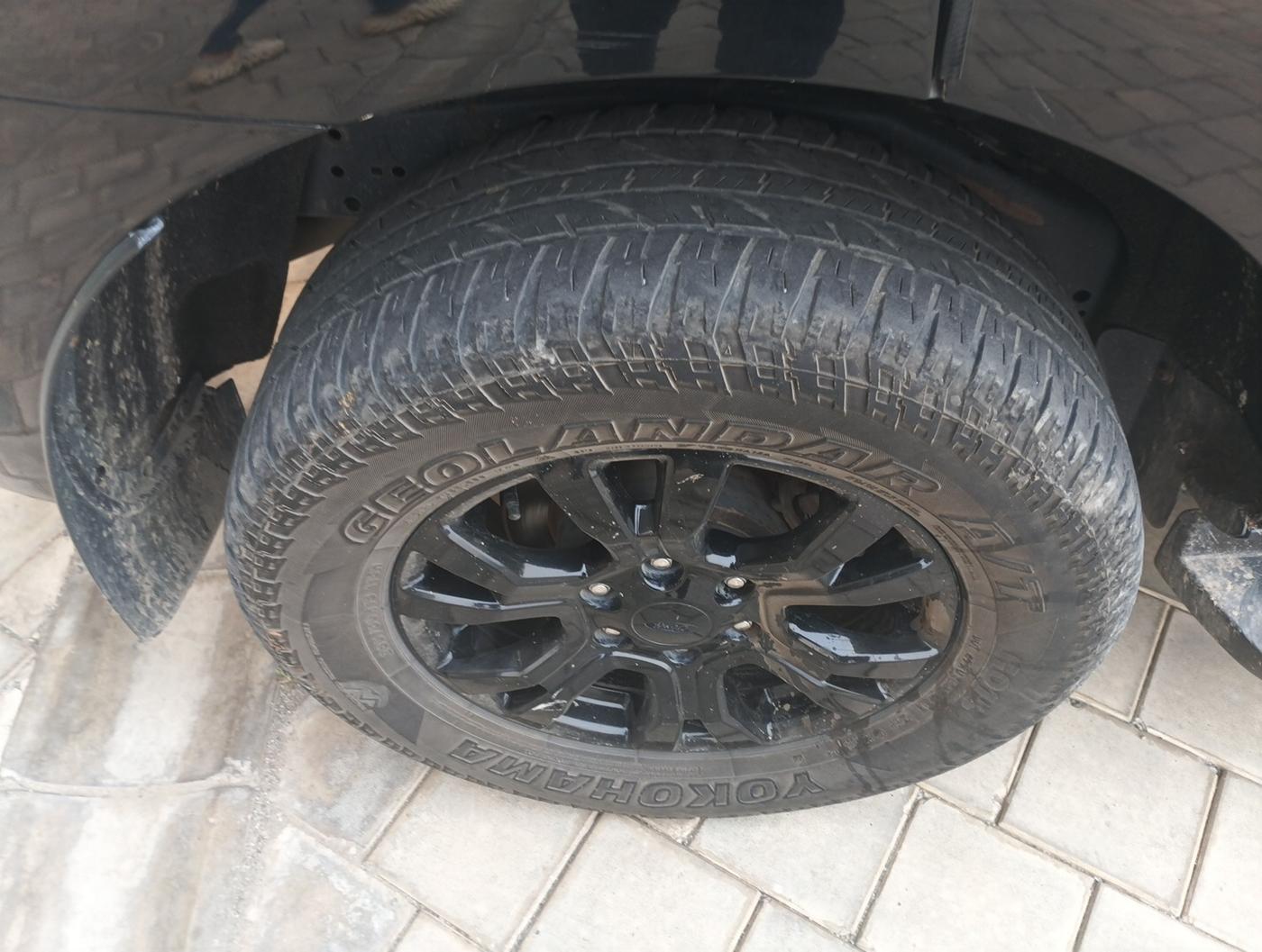 2020 Ford Endeavour TITANIUM PLUS 2.0 4X4 AT SUNROOF, Diesel, Automatic, 1,24,088 km, tyre