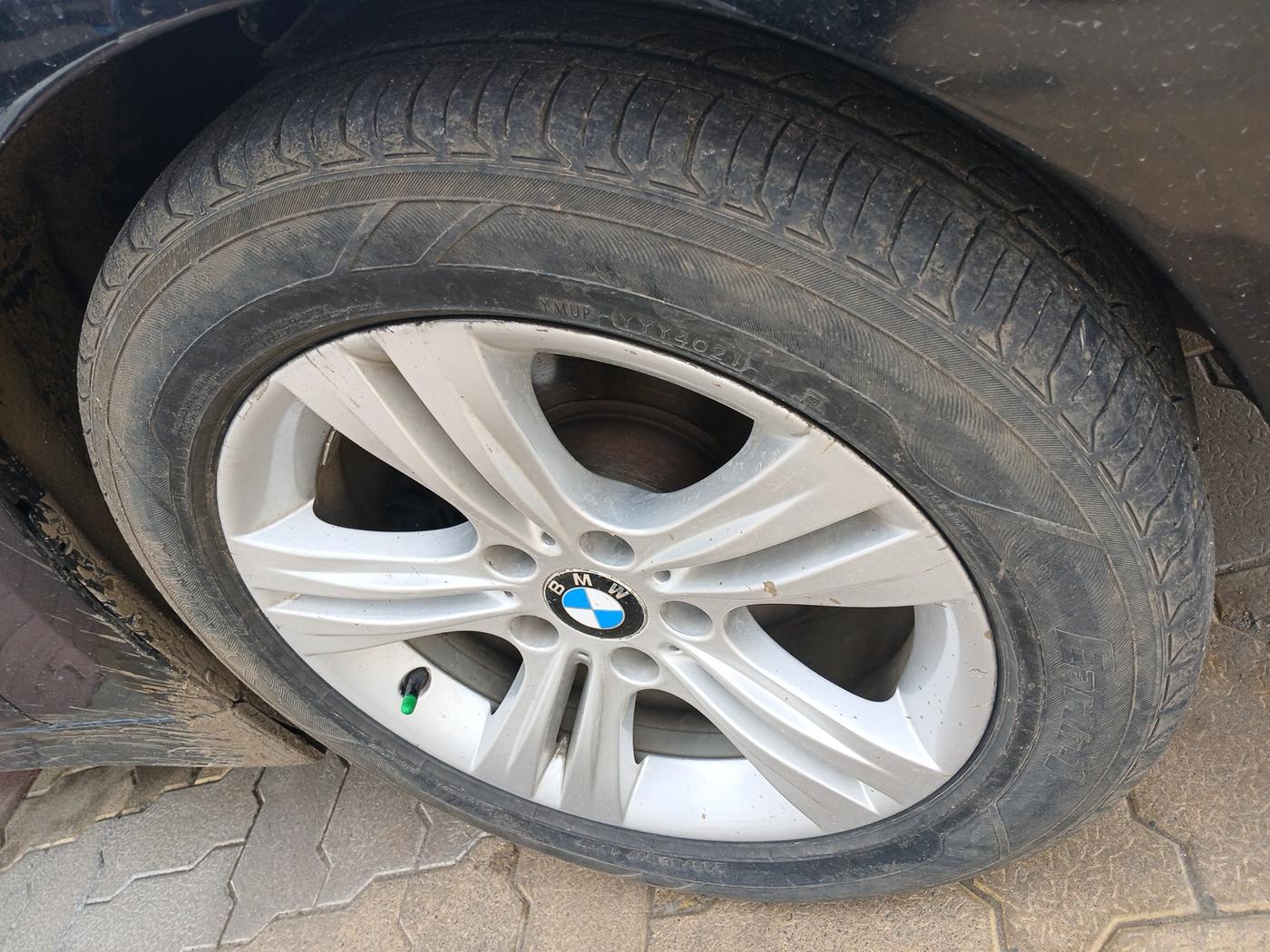 2014 BMW 3 Series 320D SPORTLINE, Diesel, Automatic, 71,839 km, tyre