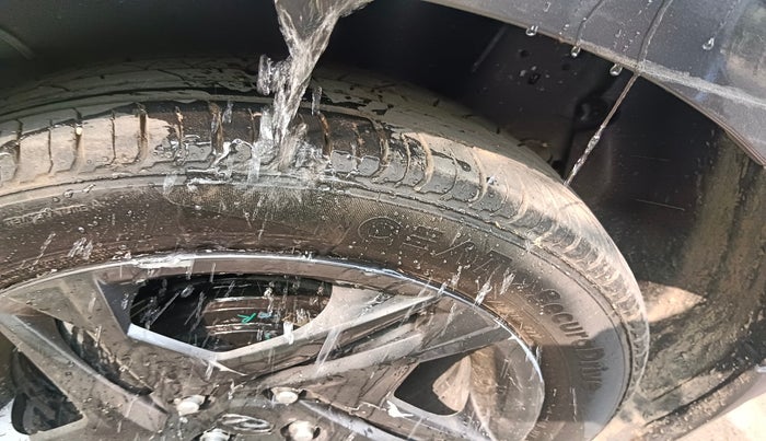 2022 Hyundai NEW I20 SPORTZ 1.2 MT, Petrol, Manual, 11,037 km, tyre