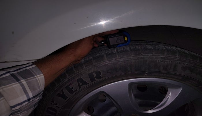 2011 Hyundai Verna FLUIDIC 1.6 VTVT EX, Petrol, Manual, 2,95,900 km, tyre