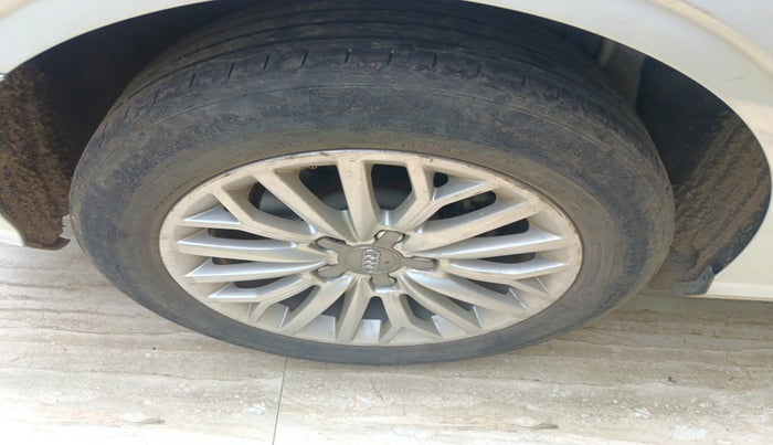 2015 Audi A3 35 TDI PREMIUM SUNROOF, Diesel, Automatic, 53,433 km, tyre