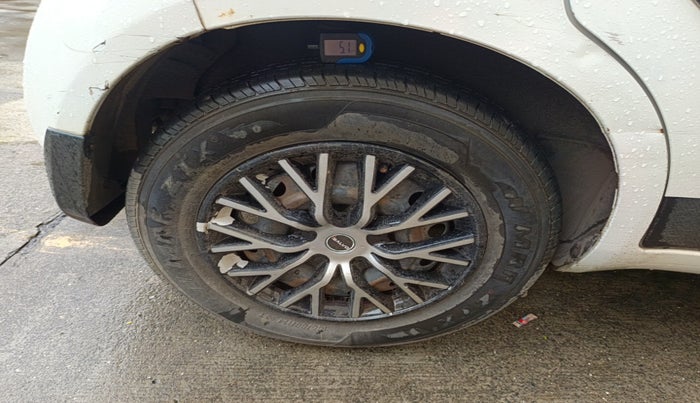 2011 Maruti Ritz VXI, Petrol, Manual, 14,211 km, tyre