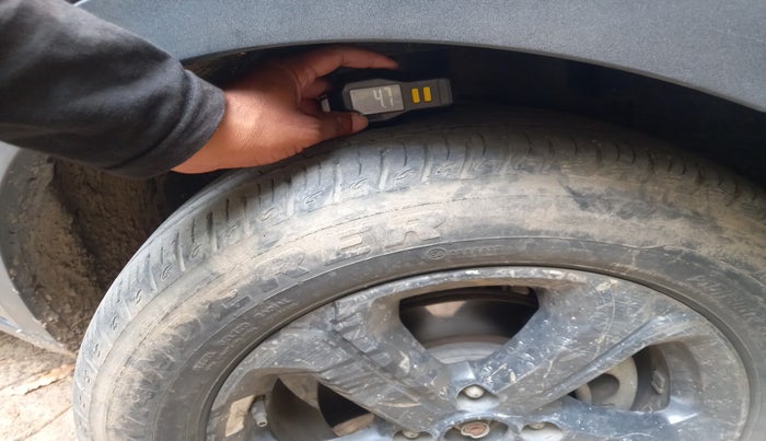 2022 Tata NEXON EV XZ PLUS LUX DARK EDITION, Electric, Automatic, 70,228 km, tyre