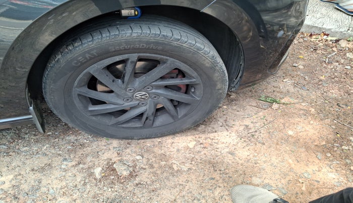 2022 Volkswagen VIRTUS GT PLUS TSI 1.5 EVO DSG, Petrol, Automatic, 69,369 km, tyre