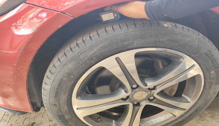 2017 Mercedes Benz C Class 250 D AVANTGARDE, Diesel, Automatic, 1,90,074 km, tyre