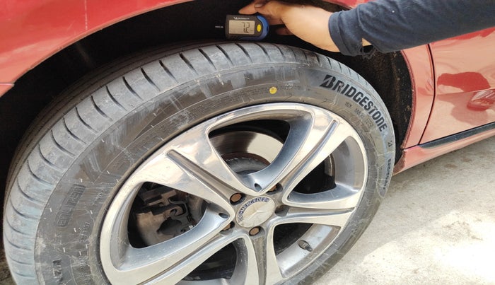 2017 Mercedes Benz C Class 250 D AVANTGARDE, Diesel, Automatic, 1,90,074 km, tyre