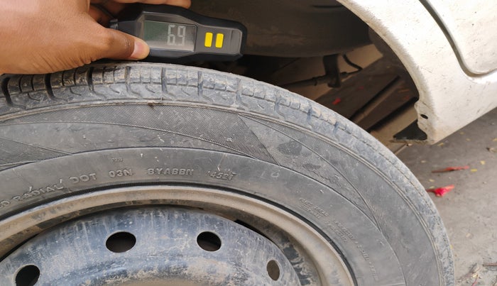 2014 Maruti Alto 800 LXI CNG, Petrol, Manual, 43,007 km, tyre