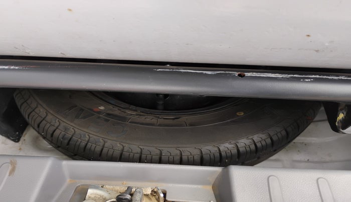 2014 Maruti Alto 800 LXI CNG, Petrol, Manual, 43,007 km, tyre