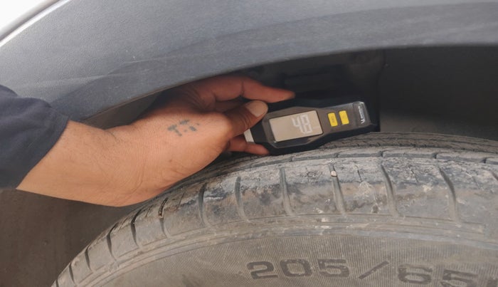 2018 Hyundai Creta S PLUS 1.4 DIESEL, Diesel, Manual, 1,18,522 km, tyre