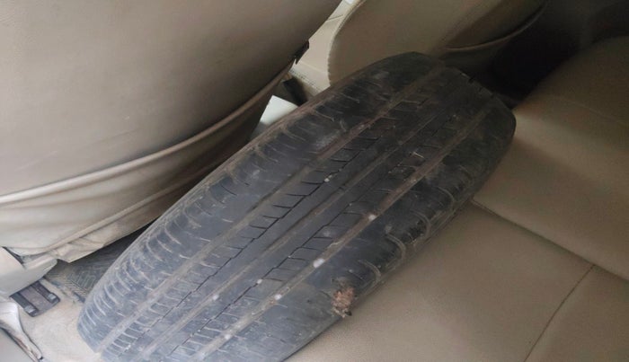 2014 Maruti Ertiga VDI, Diesel, Manual, 91,678 km, tyre