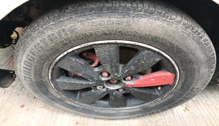 2013 Hyundai i20 SPORTZ 1.4 CRDI, Diesel, Manual, 1,63,000 km, tyre