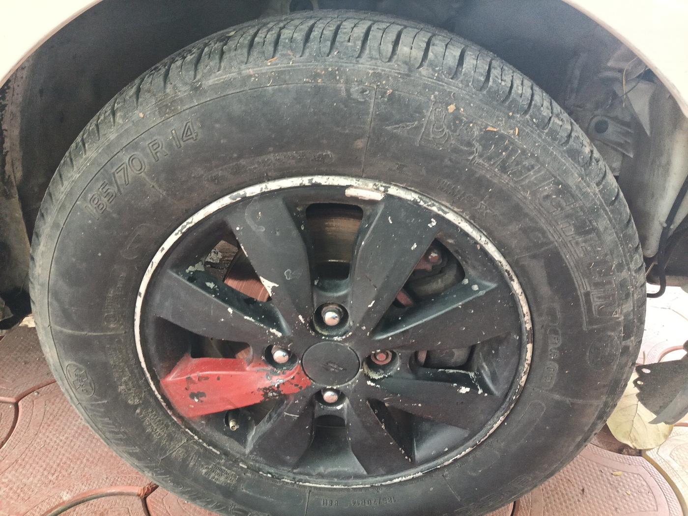 2013 Hyundai i20 SPORTZ 1.4 CRDI, Diesel, Manual, 1,63,000 km, tyre