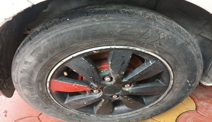 2013 Hyundai i20 SPORTZ 1.4 CRDI, Diesel, Manual, 1,63,000 km, tyre