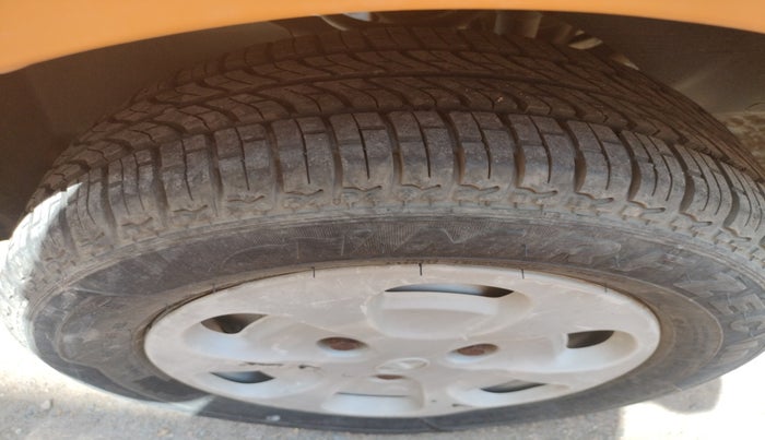2012 Tata Nano LX, Petrol, Manual, 44,477 km, tyre
