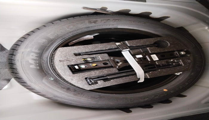 2023 Skoda SLAVIA STYLE 1.0L TSI AT, Petrol, Automatic, 19,443 km, tyre