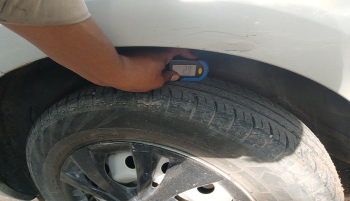 2020 Maruti Swift LXI, Petrol, Manual, 62,580 km, tyre