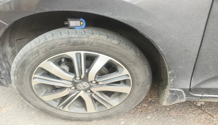 2023 Honda Amaze 1.2L I-VTEC VX, Petrol, Manual, 22,551 km, tyre