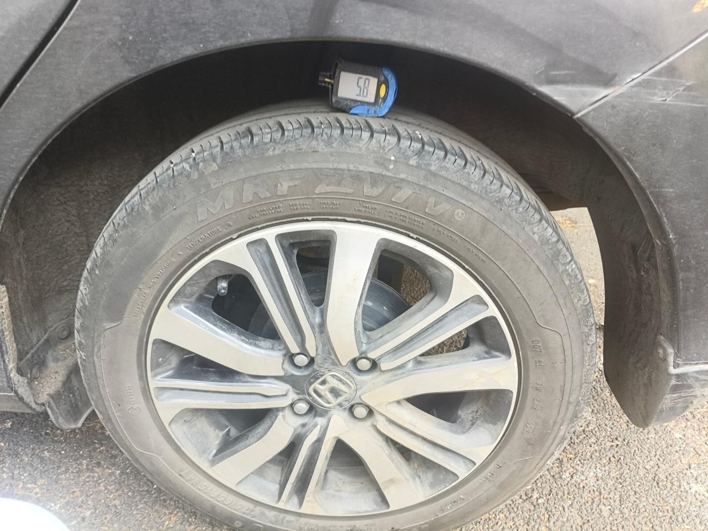 2023 Honda Amaze 1.2L I-VTEC VX, Petrol, Manual, 22,551 km, tyre