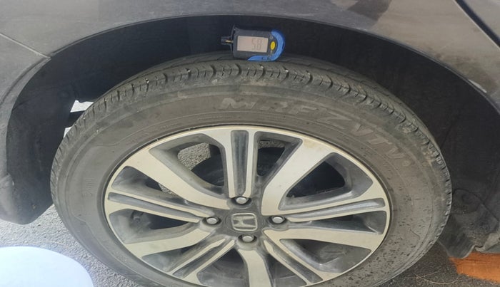 2023 Honda Amaze 1.2L I-VTEC VX, Petrol, Manual, 22,551 km, tyre