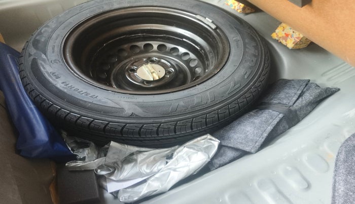 2023 Honda Amaze 1.2L I-VTEC VX, Petrol, Manual, 22,551 km, tyre