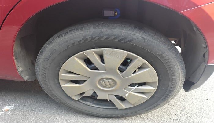 2012 Maruti Swift VDI, Diesel, Manual, 1,66,719 km, tyre