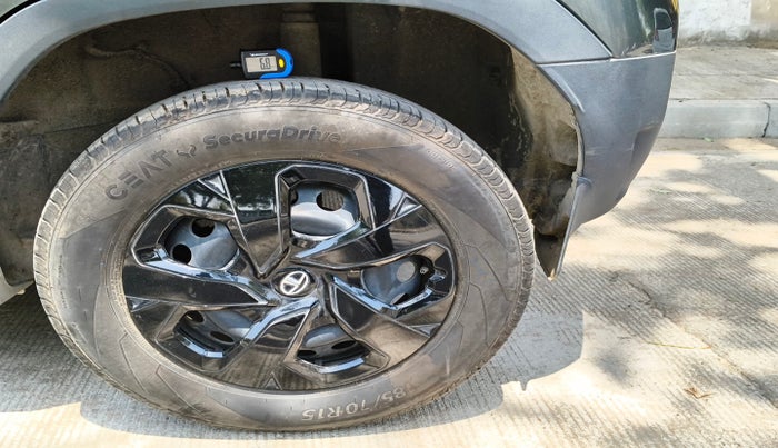 2023 Tata PUNCH ADVENTURE MT, Petrol, Manual, 15,038 km, tyre