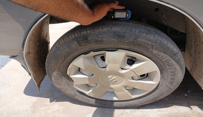 2012 Maruti Eeco 7 STR, Petrol, Manual, 1,70,892 km, tyre