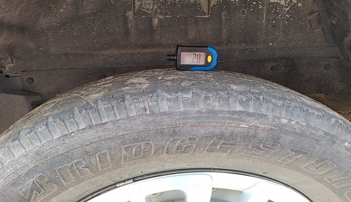 2012 Mahindra Scorpio LX, Diesel, Manual, 1,66,450 km, tyre