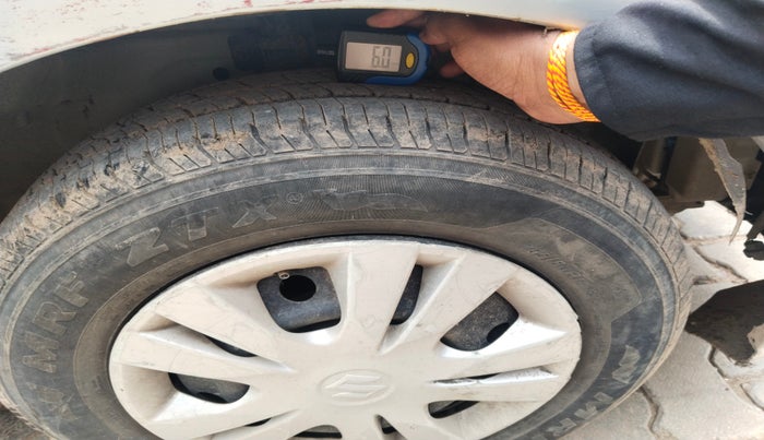 2013 Maruti Swift Dzire VXI, Petrol, Manual, 45,284 km, tyre