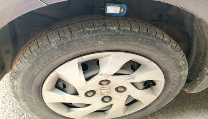 2015 Honda Amaze 1.5L I-DTEC S, Diesel, Manual, 1,24,956 km, tyre